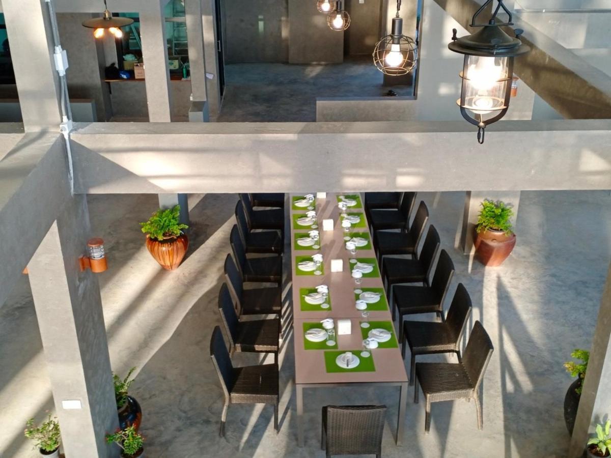 סאטון The Chevalley Beach Resort מראה חיצוני תמונה