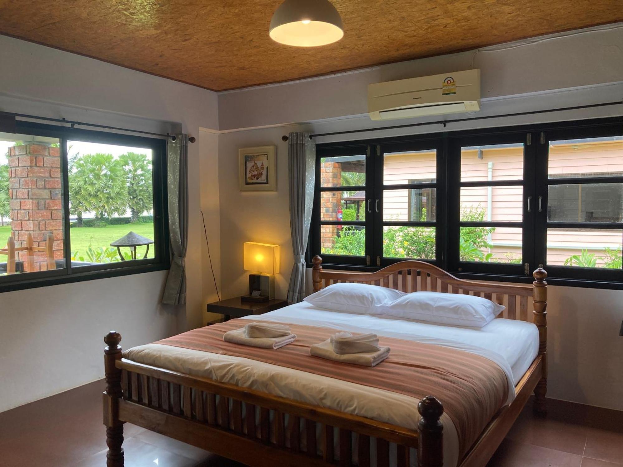 סאטון The Chevalley Beach Resort מראה חיצוני תמונה