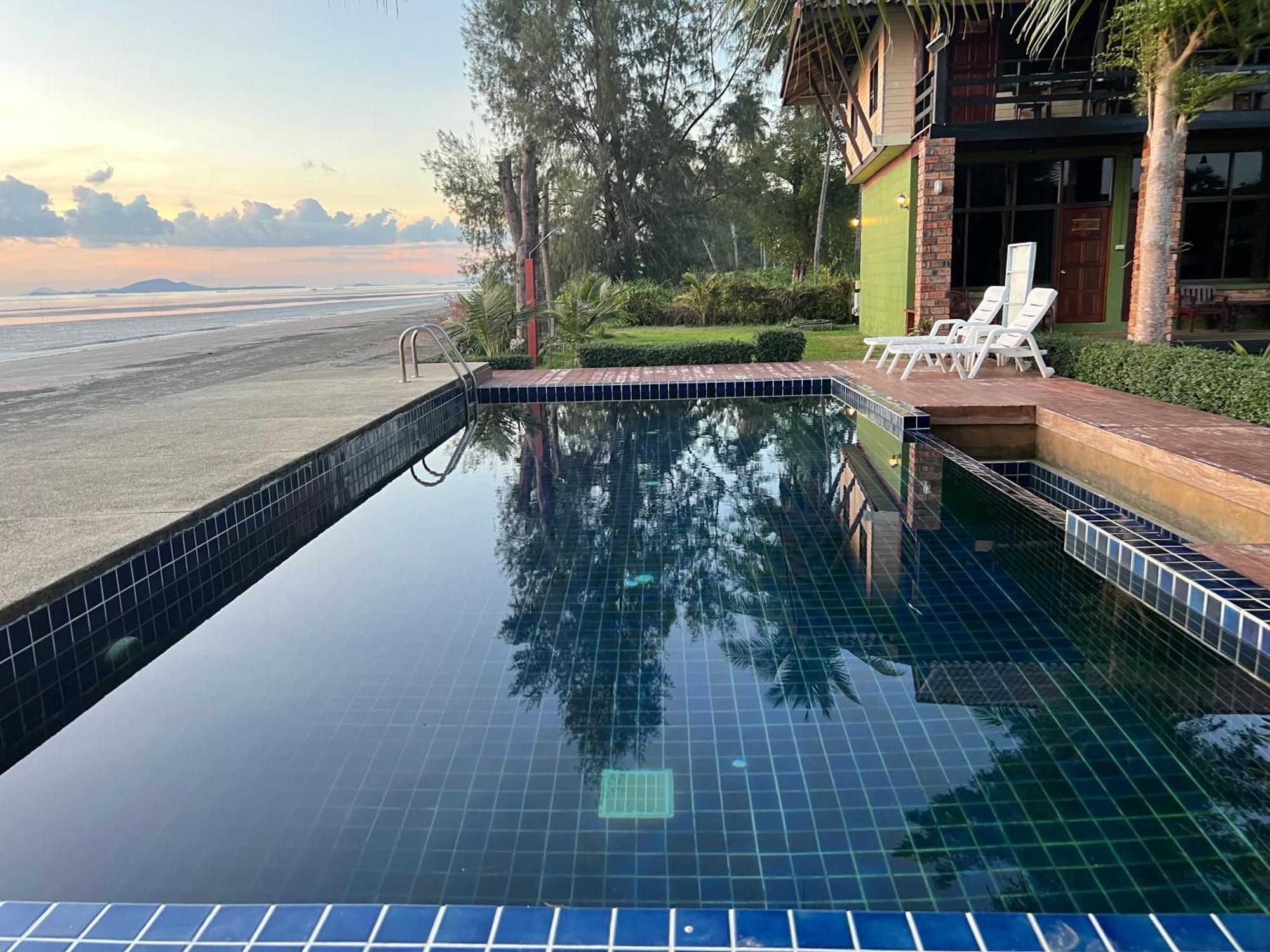 סאטון The Chevalley Beach Resort מראה חיצוני תמונה