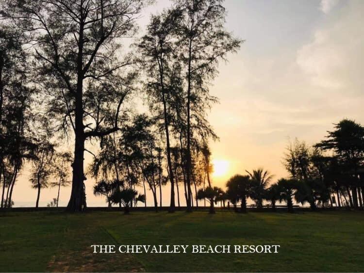 סאטון The Chevalley Beach Resort מראה חיצוני תמונה