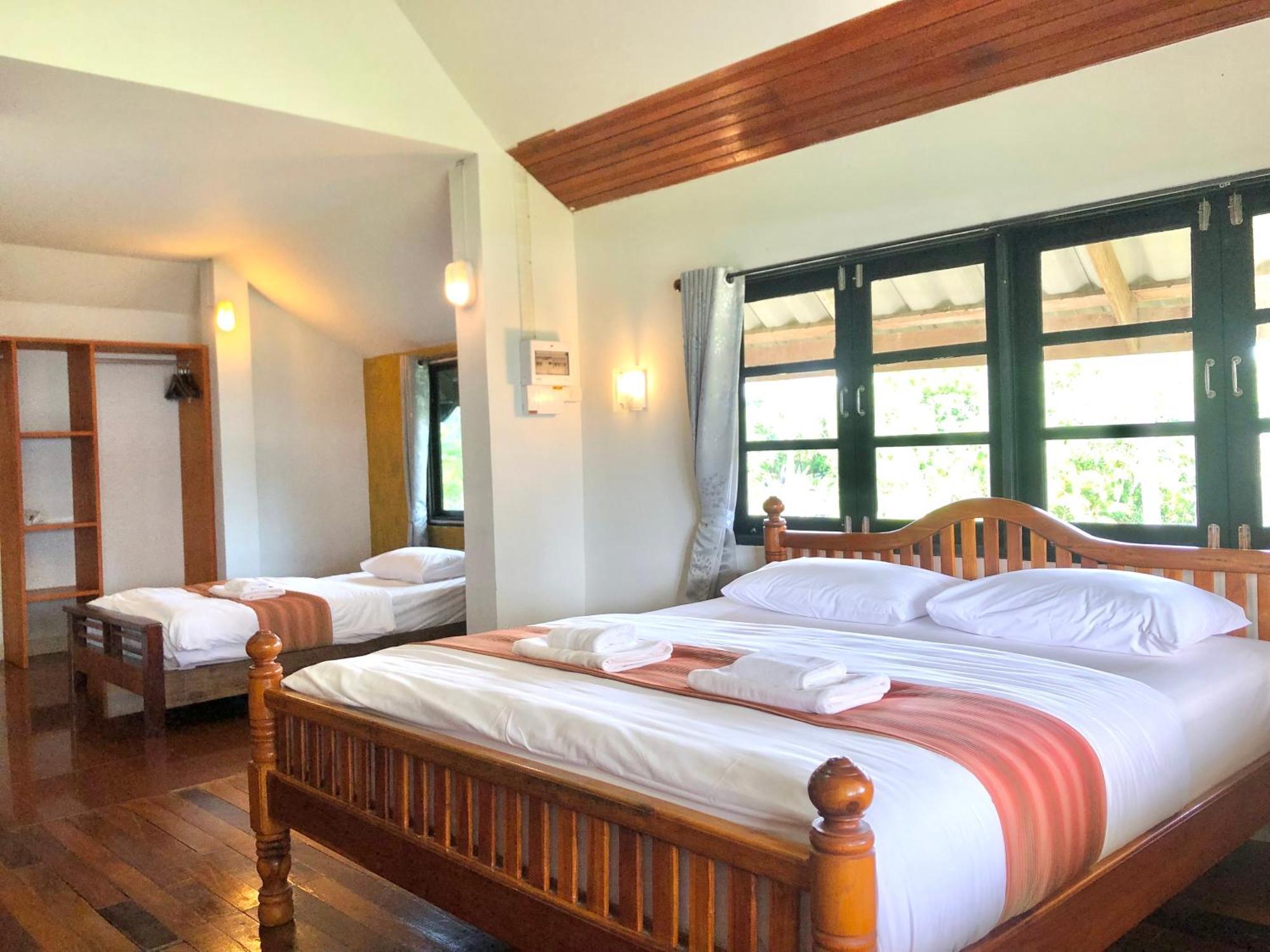 סאטון The Chevalley Beach Resort מראה חיצוני תמונה